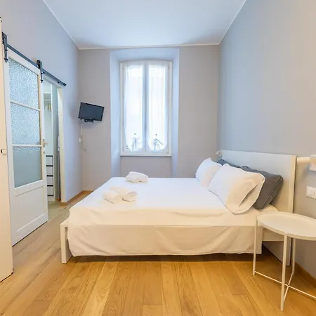 Borgovico13 * كومو