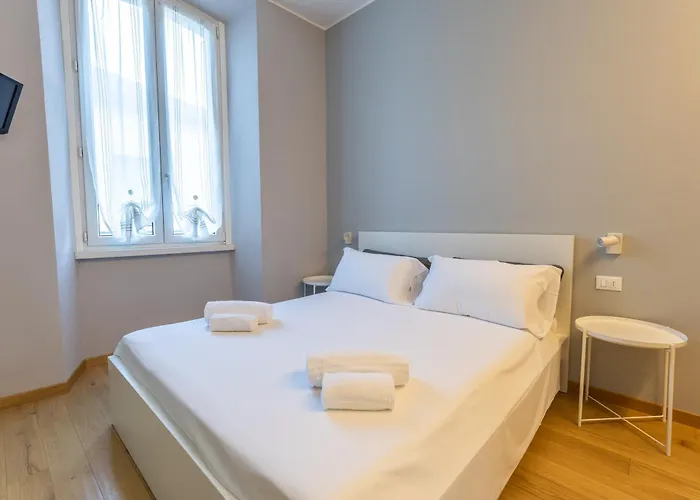 Borgovico13 公寓 *